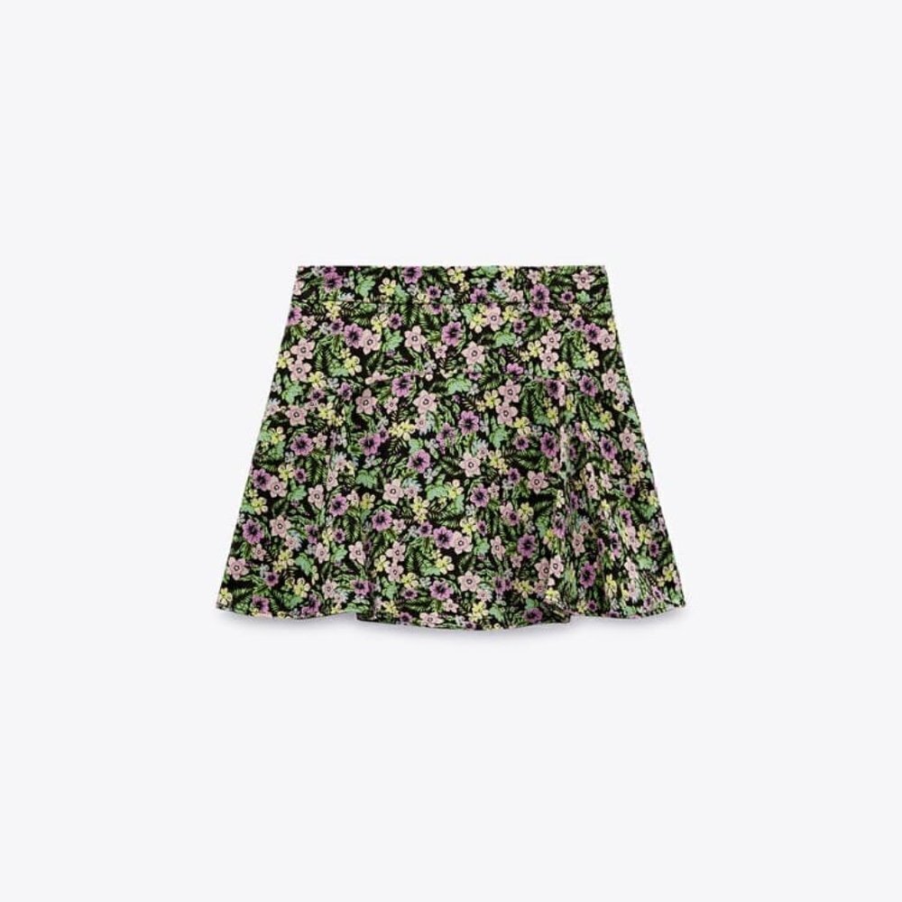 ZARA FLOWER PRINT SHORTS MULTICOLORED SIZE  | 8596/339/330